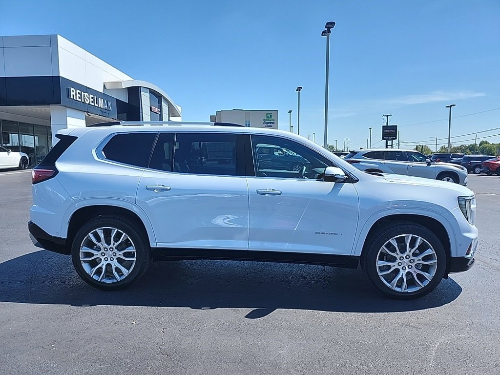 New 2026 GMC Acadia Denali w/ Super Cruise Package image 2