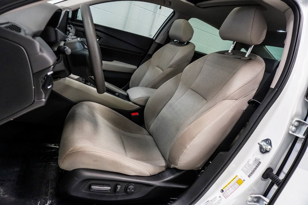 Used 2024 Honda Accord EX image 6