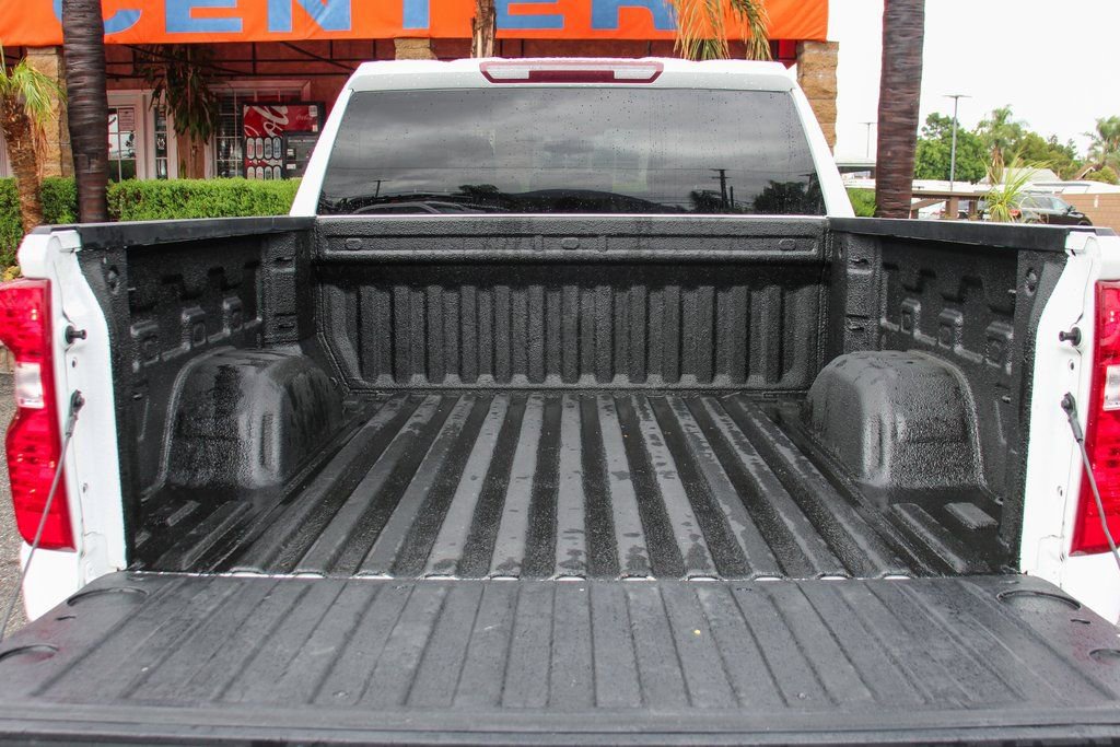 Used 2020 Chevrolet Silverado 1500 LT w/ Texas Edition image 8