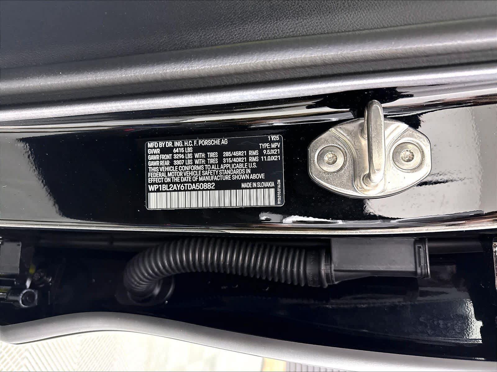 Certified 2026 Porsche Cayenne S AWD/4WD image 34