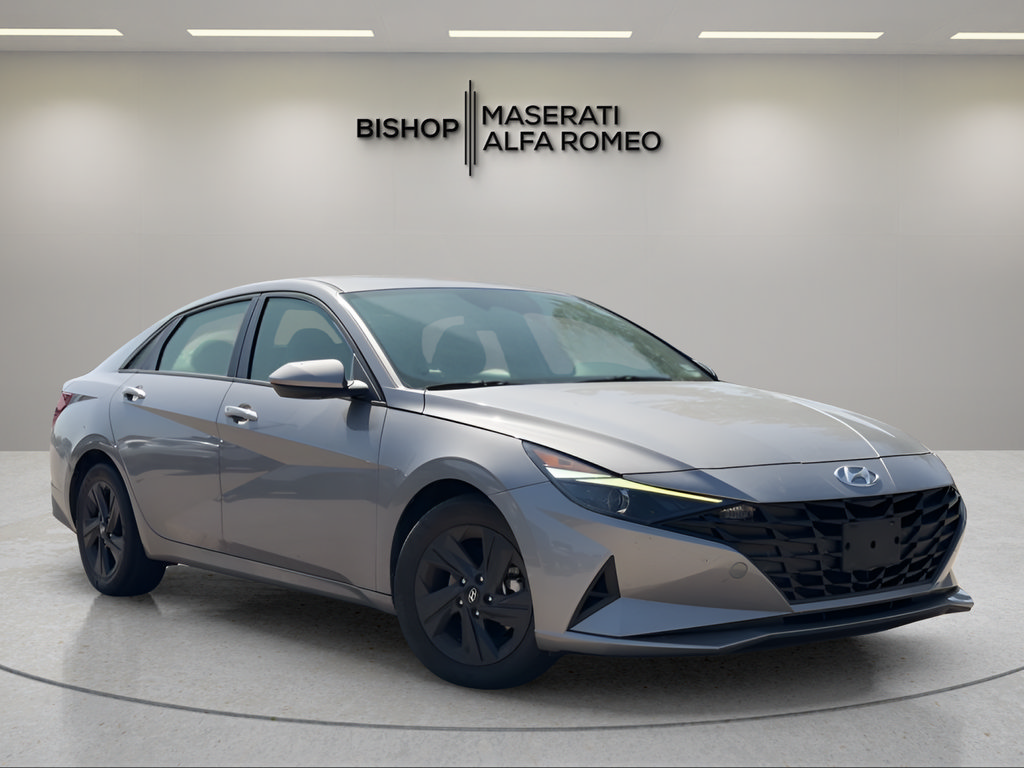 Used 2022 Hyundai Elantra SEL FWD image 1