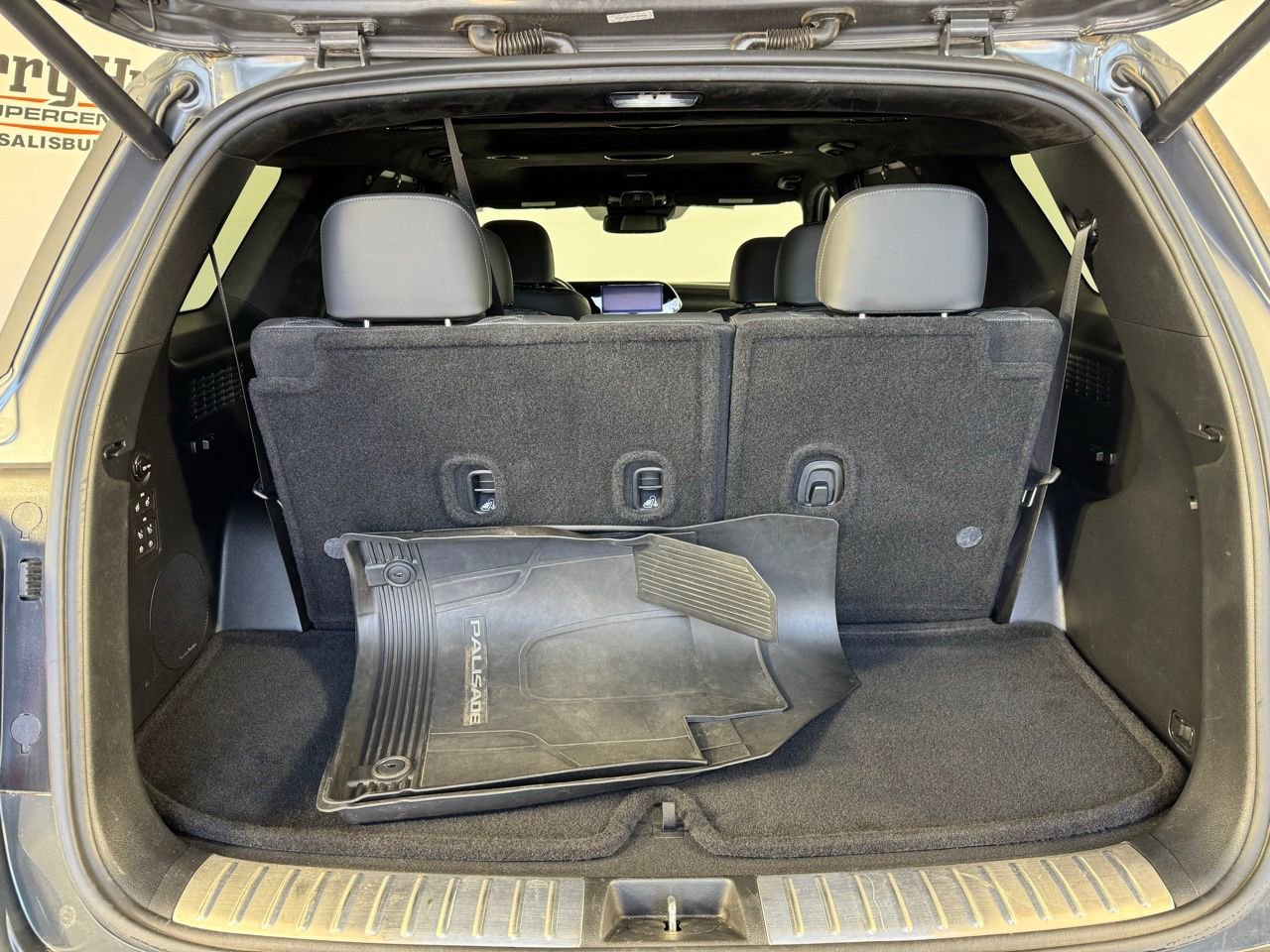 Used 2022 Hyundai Palisade Calligraphy w/ Winter Package FWD image 40