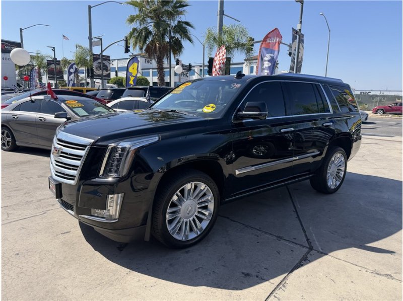 Used 2016 Cadillac Escalade Platinum AWD/4WD image 10