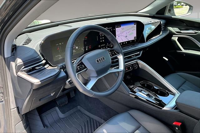 Used 2025 Audi Q5 Premium w/ Convenience Package AWD/4WD image 17