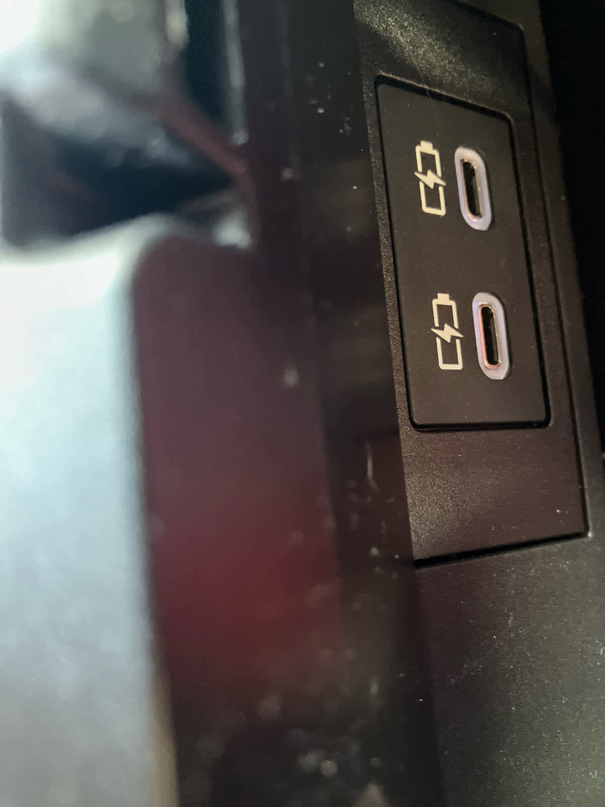 Used 2025 Toyota Prius Plug-In Hybrid w/ Limited Premium Package image 34