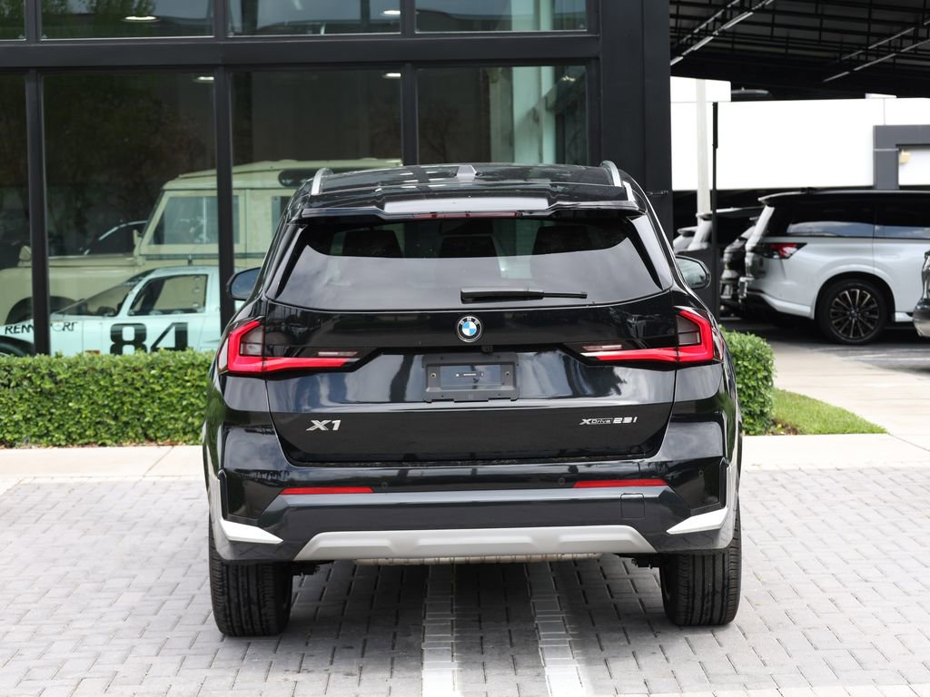 Used 2025 BMW X1 xDrive28i image 6