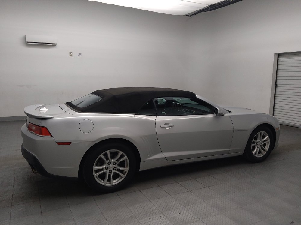 Used 2015 Chevrolet Camaro LT RWD image 10