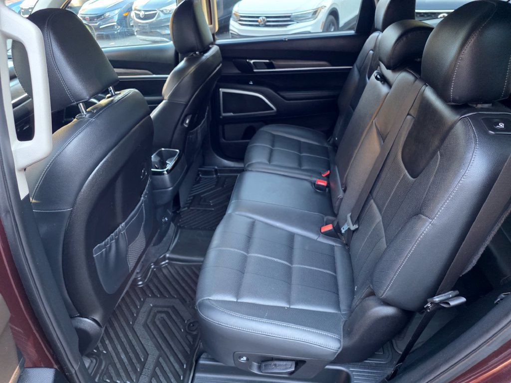 Used 2020 Kia Telluride EX AWD/4WD image 7