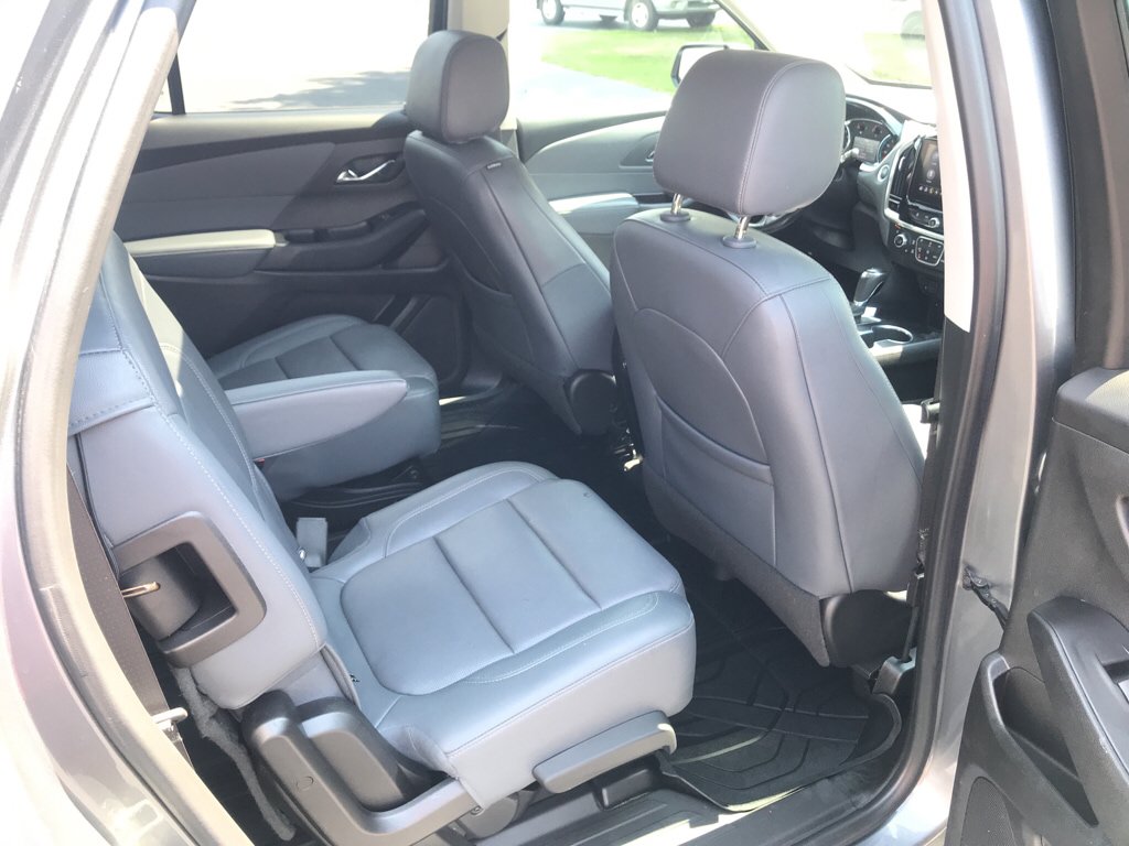 Used 2020 Chevrolet Traverse Premier AWD/4WD image 30