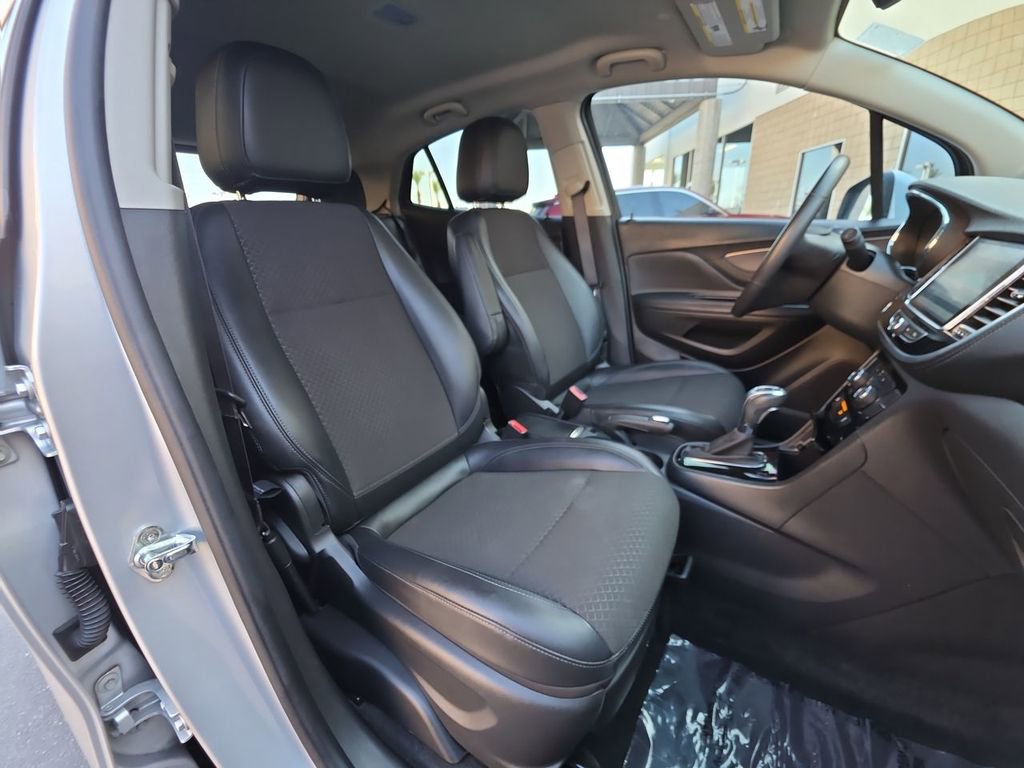 Used 2020 Buick Encore Sport Touring w/ Safety Package FWD image 29