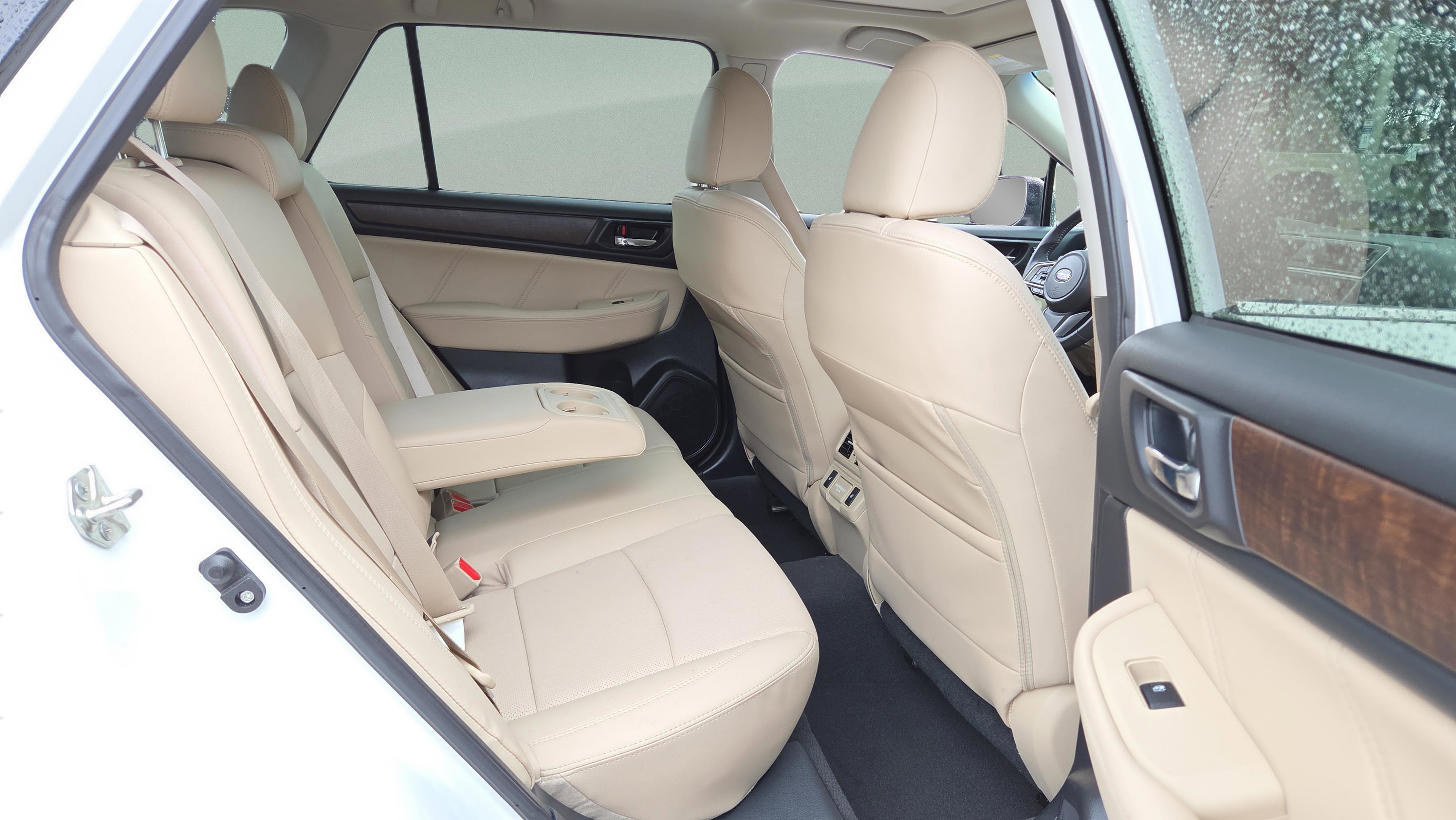 Used 2018 Subaru Outback 2.5i Limited image 17