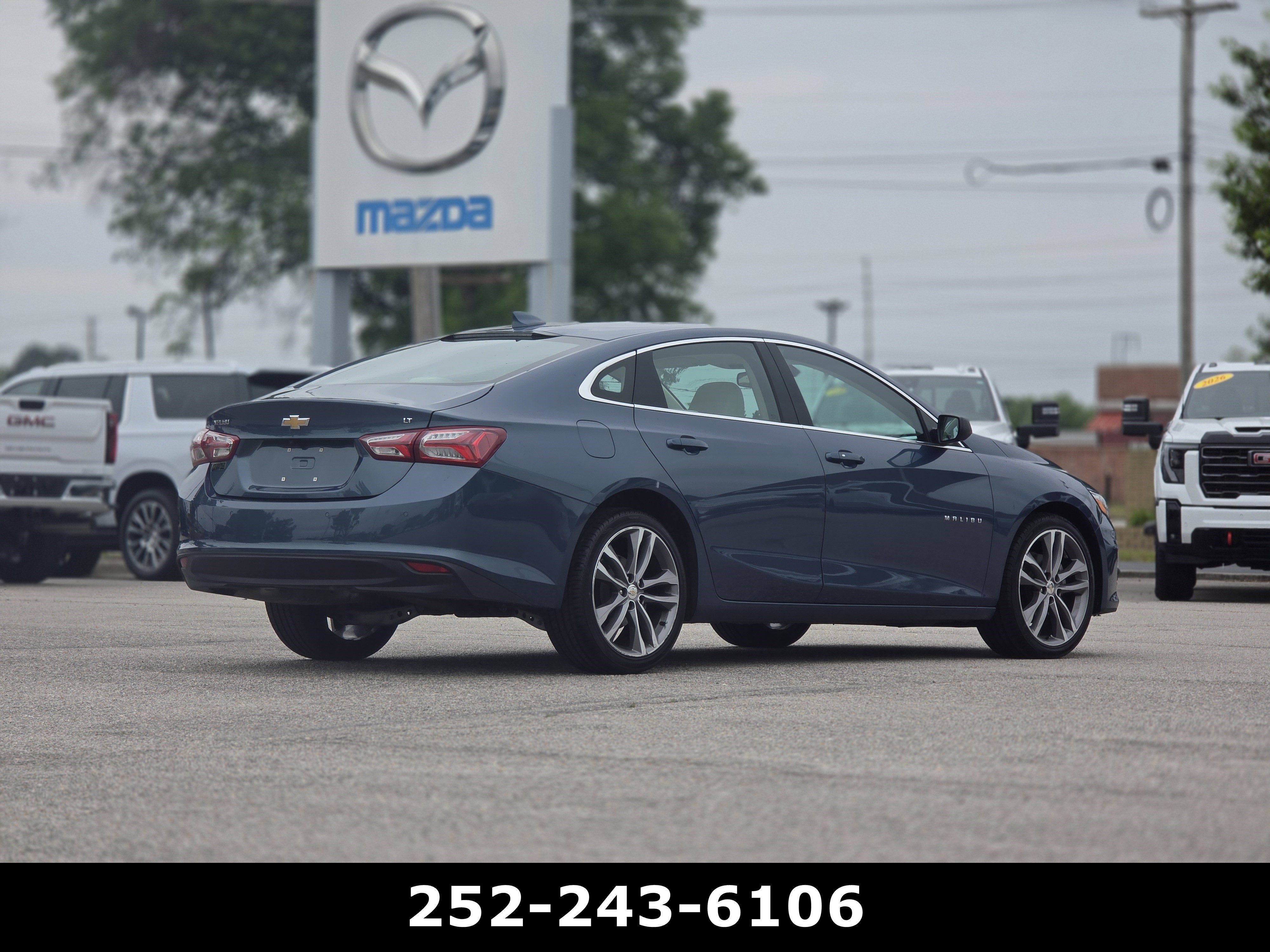 Used 2024 Chevrolet Malibu LT FWD image 7