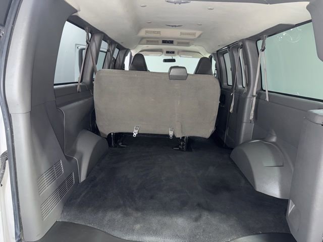 Used 2017 Chevrolet Express 2500 LS RWD image 20