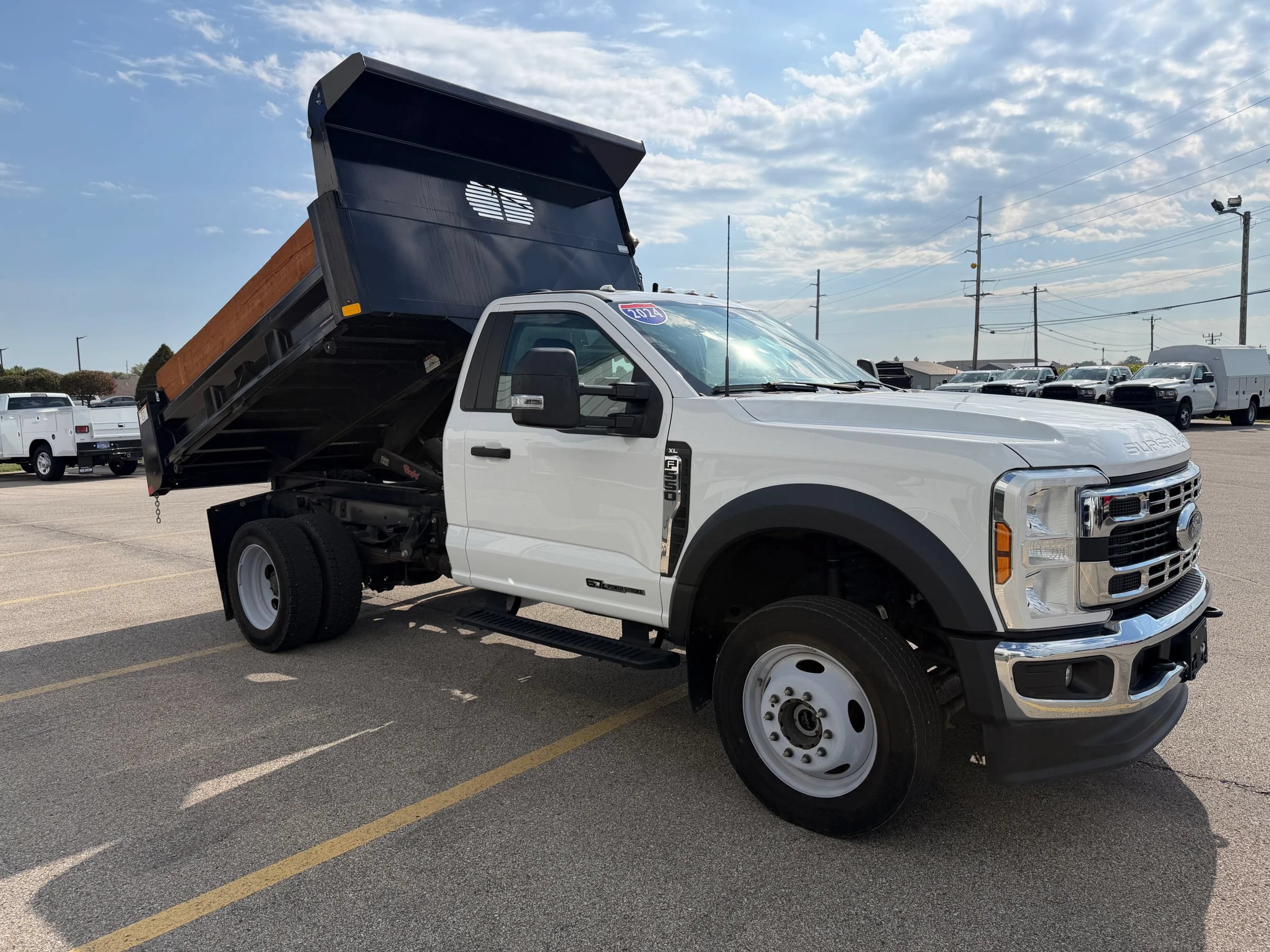Used 2024 Ford F550 4x4 Regular Cab Super Duty image 9