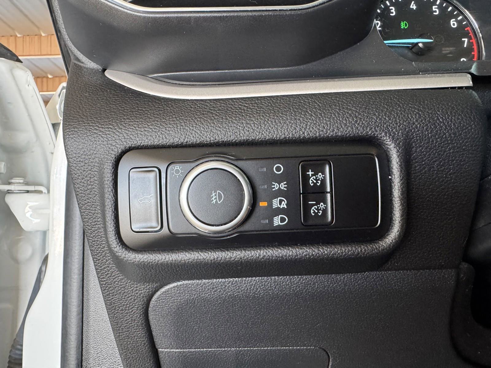 Used 2023 Ford Explorer XLT w/ Equipment Group 202A image 20