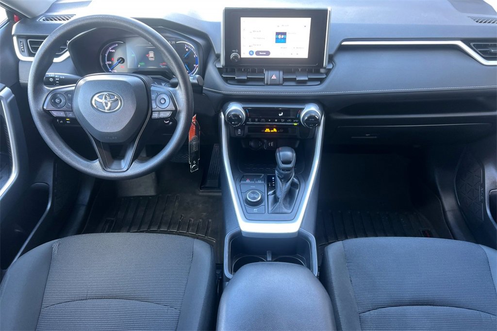 Used 2024 Toyota RAV4 LE image 15