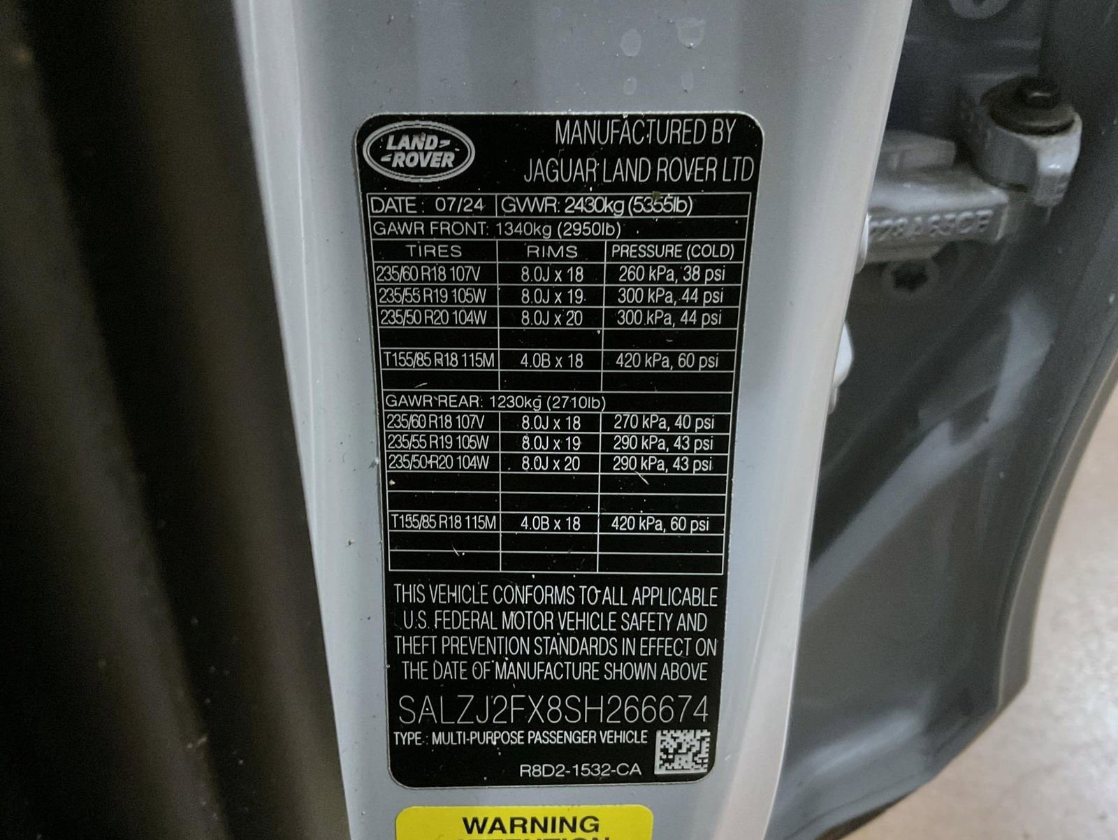 Used 2025 Land Rover Range Rover Evoque S image 25