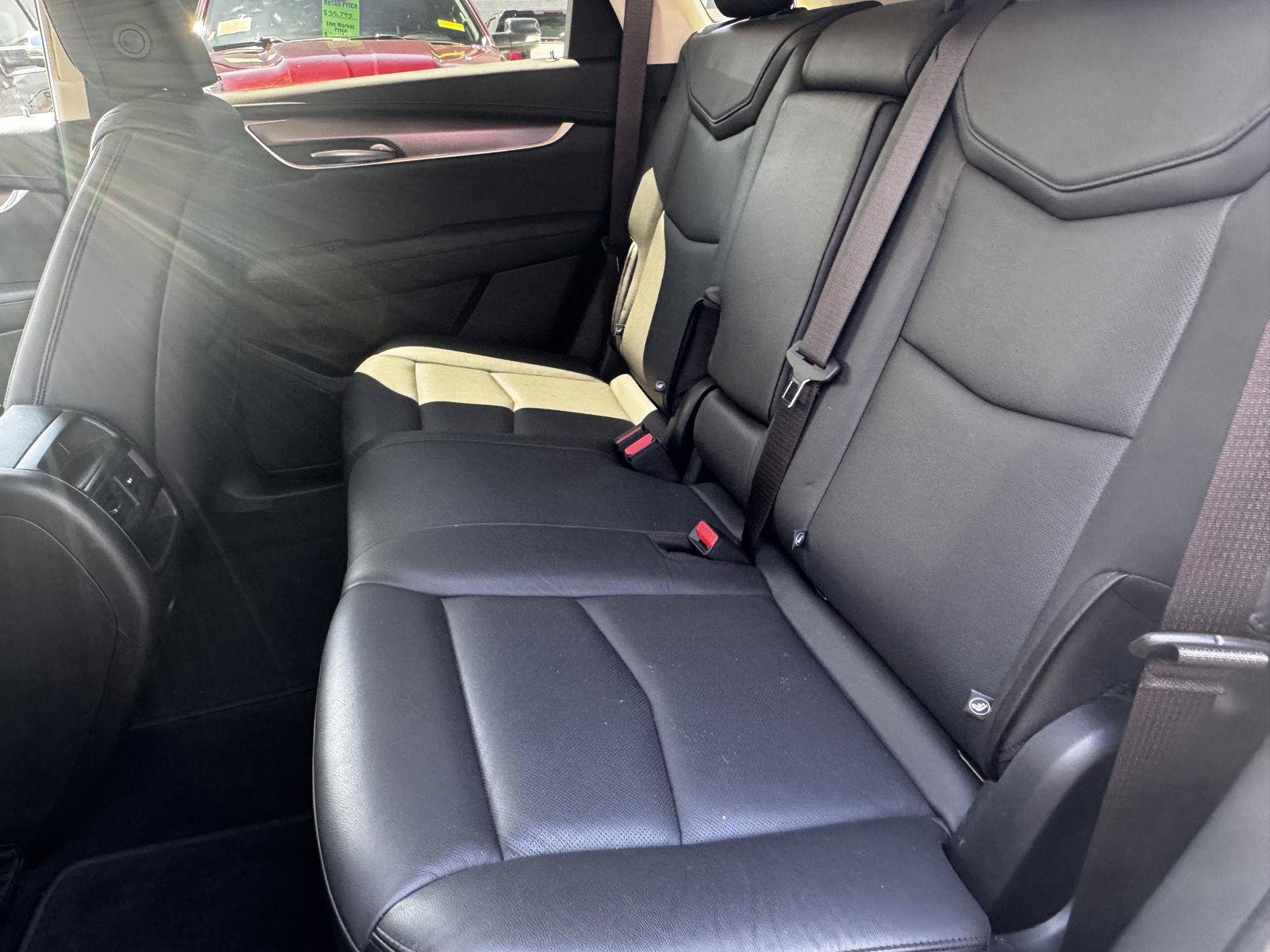 Certified 2019 Cadillac XT5 Luxury AWD/4WD image 13