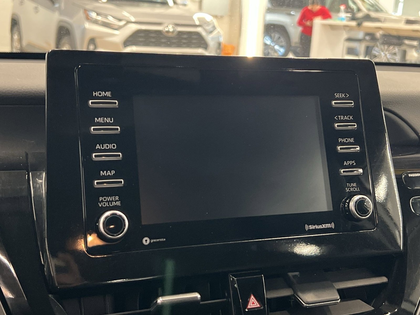 Used 2024 Toyota Camry SE image 15