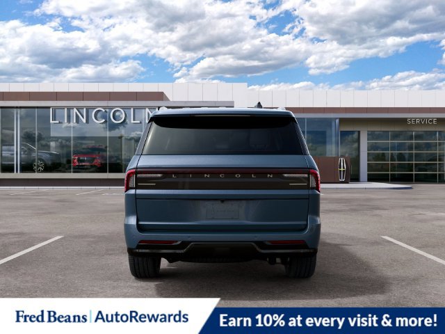 New 2027 Lincoln Navigator Reserve AWD/4WD image 9