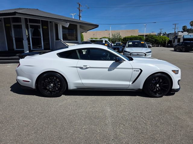 Used 2017 Ford Mustang Shelby GT350 image 3