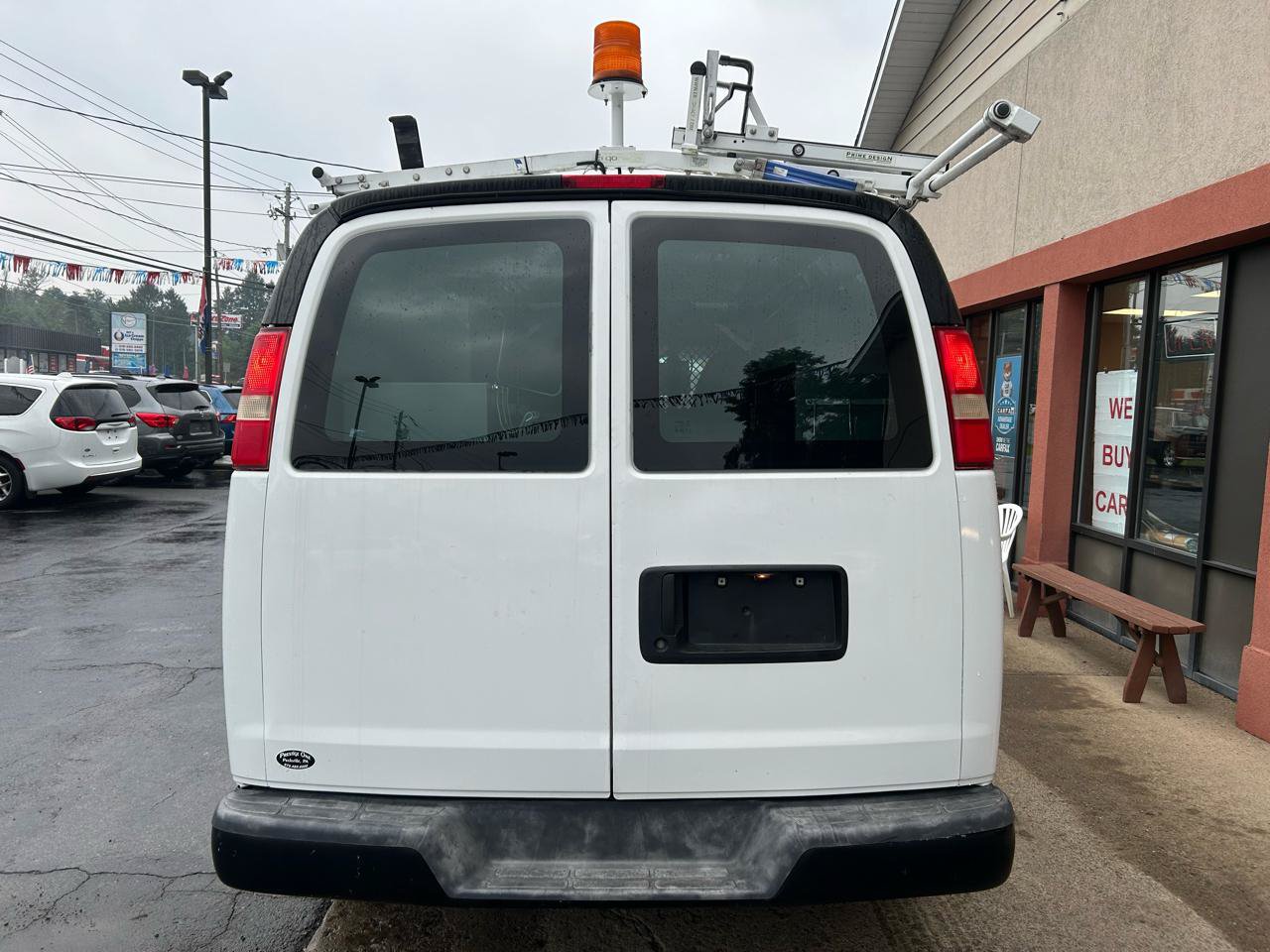 Used 2012 Chevrolet Express 2500 RWD image 5