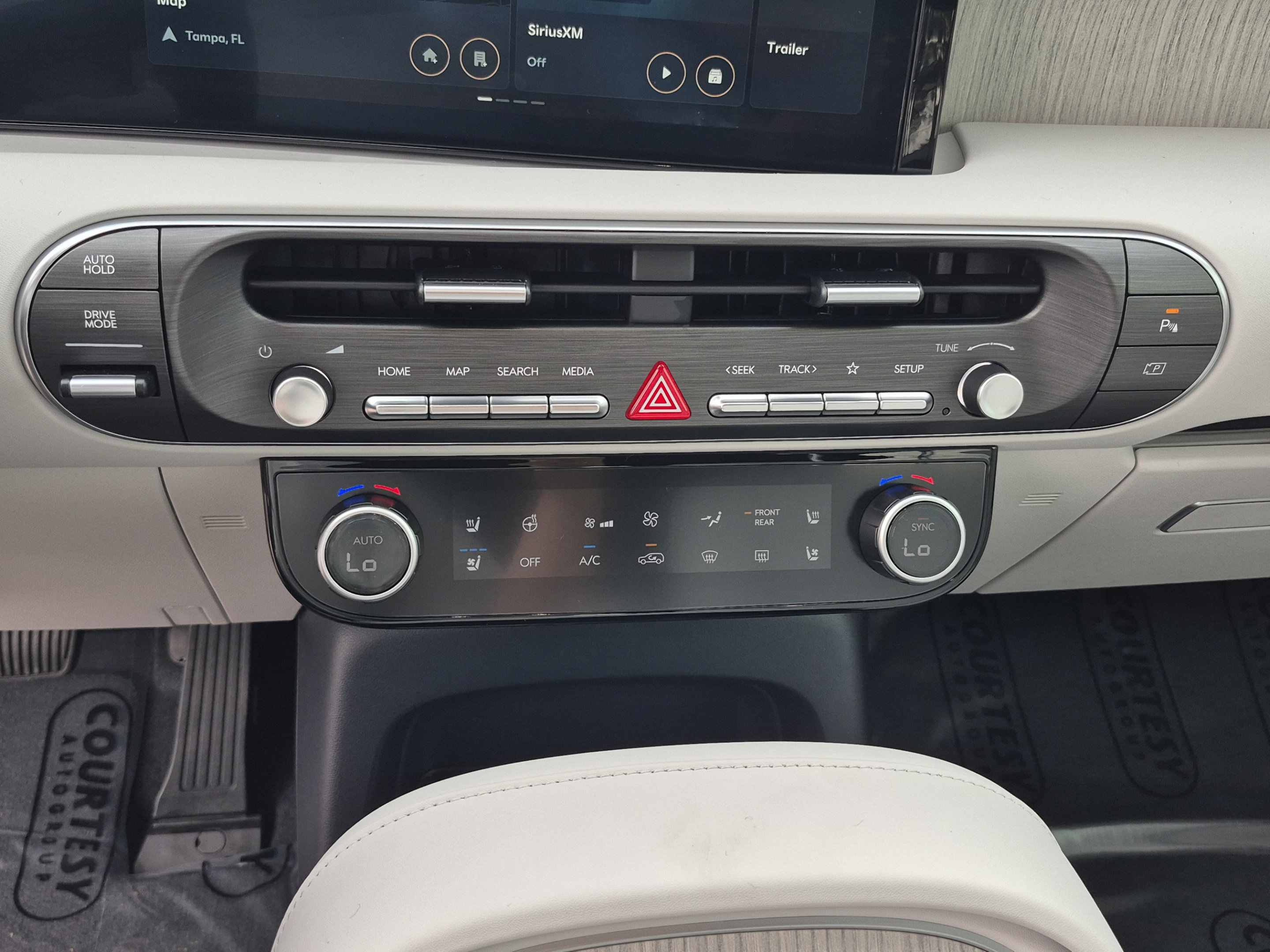 New 2027 Hyundai Palisade Calligraphy FWD image 29