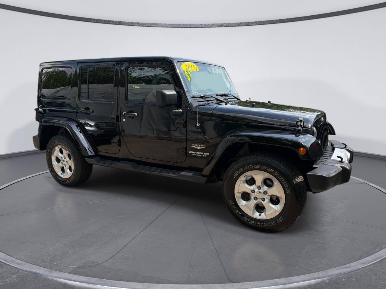 Used 2015 Jeep Wrangler Unlimited Sahara w/ Connectivity Group AWD/4WD image 6