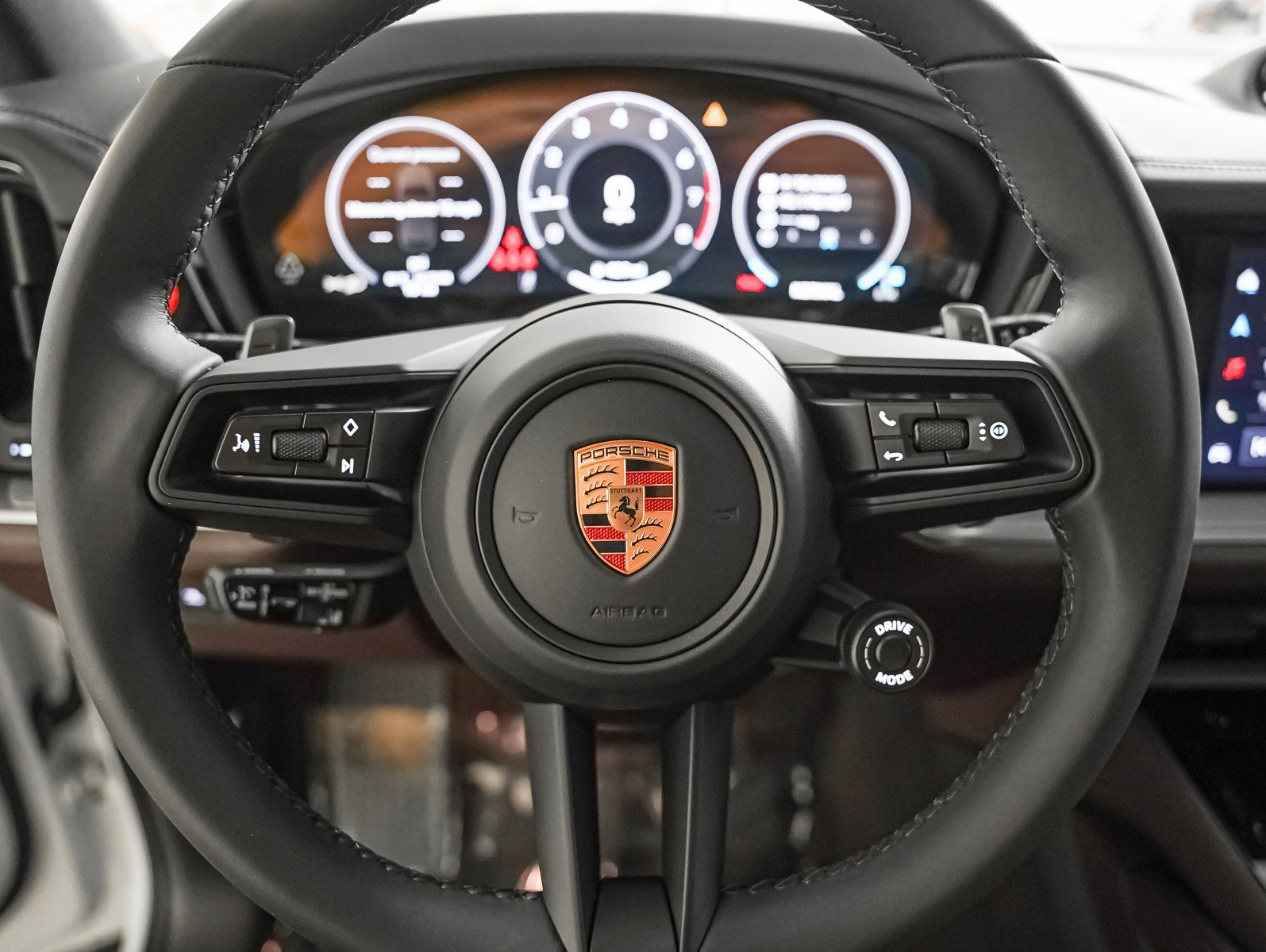New 2026 Porsche Cayenne image 17