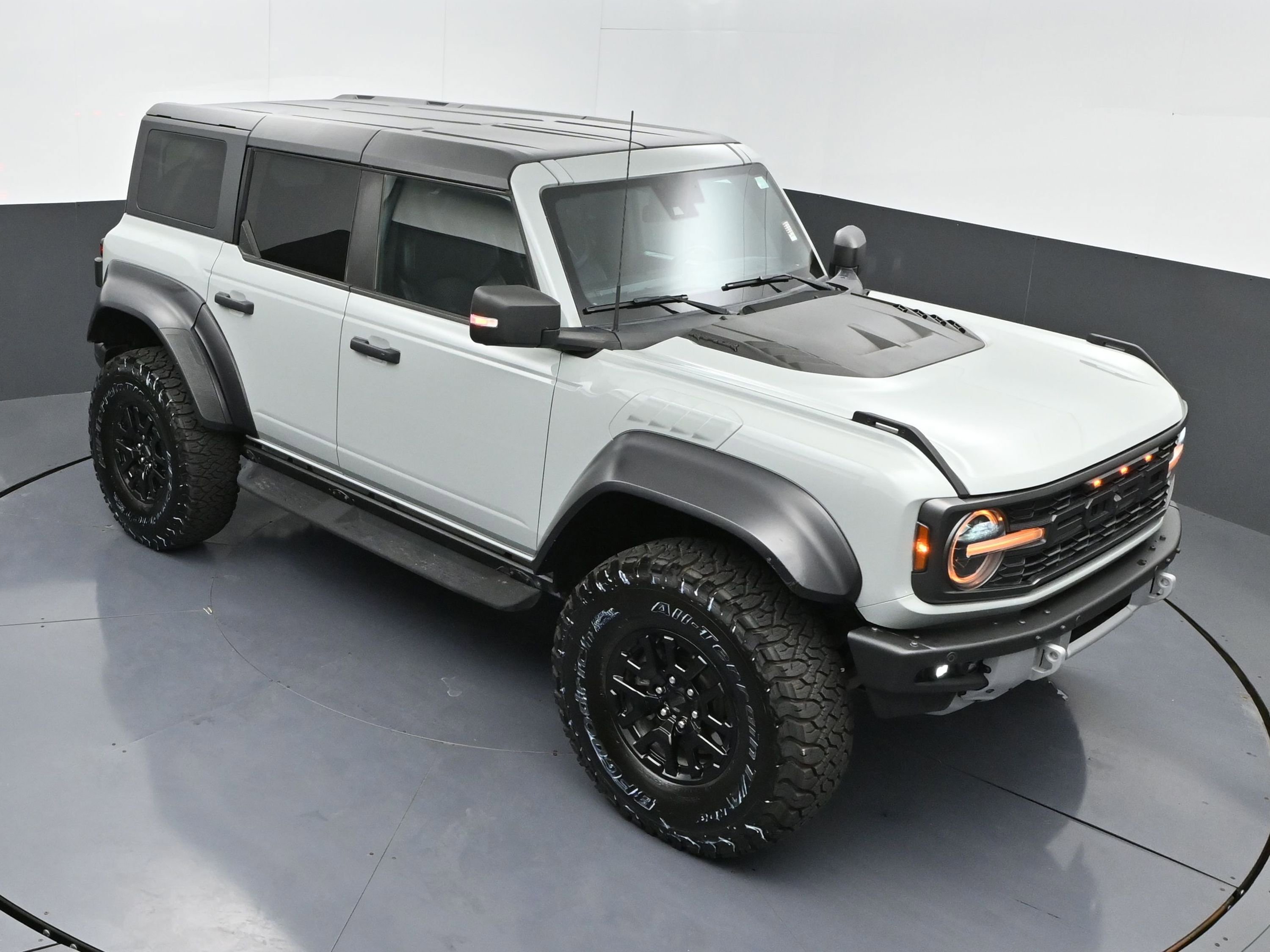 Used 2022 Ford Bronco Raptor image 37