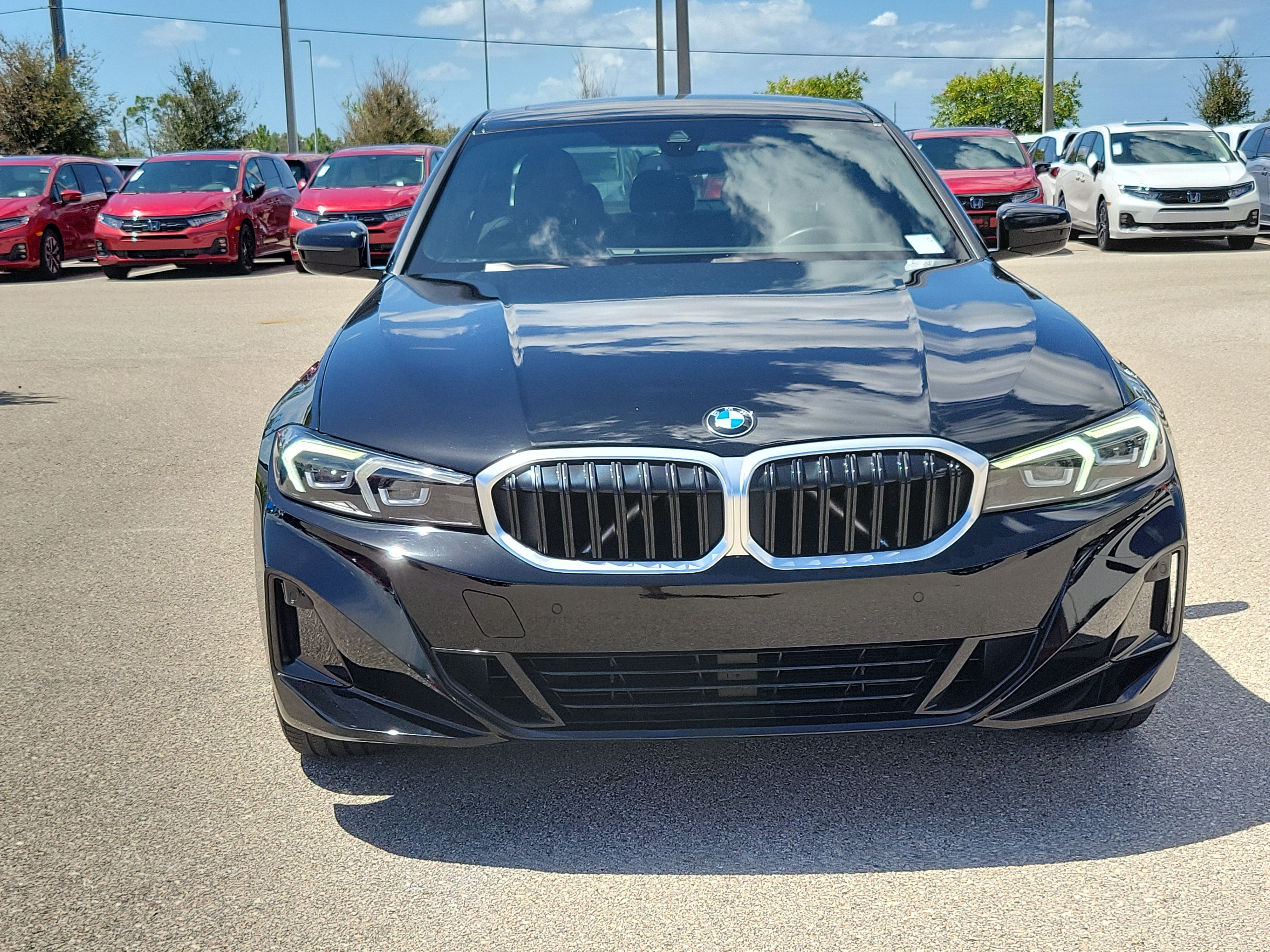 Used 2024 BMW 330i Sedan w/ Convenience Package RWD image 2