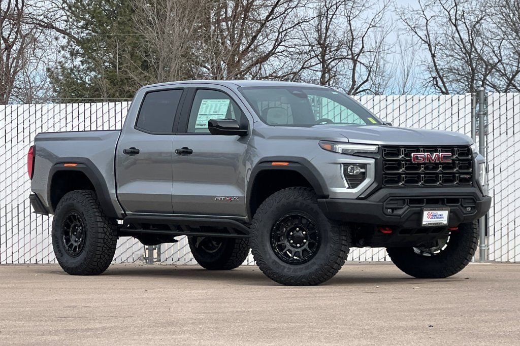 New 2026 GMC Canyon AT4X w/ AT4X AEV Edition image 2