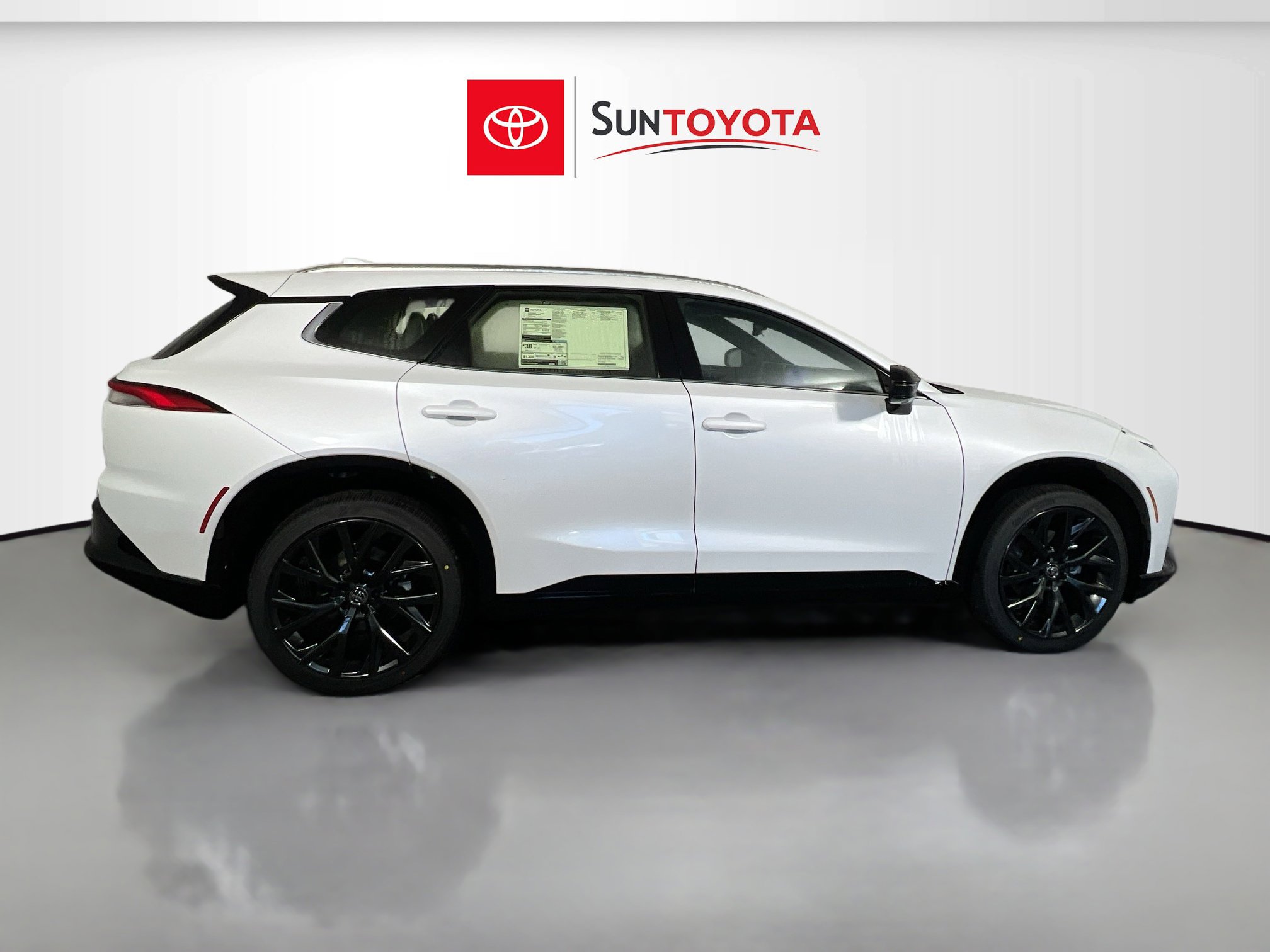 New 2026 Toyota Crown Signia image 2