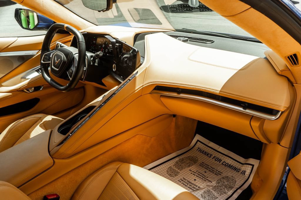 Used 2022 Chevrolet Corvette Stingray Premium Cpe w/ Z51 Performance Package RWD image 12