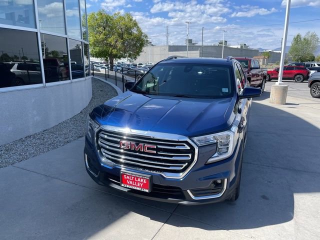 Used 2022 GMC Terrain SLT w/ Infotainment Package II