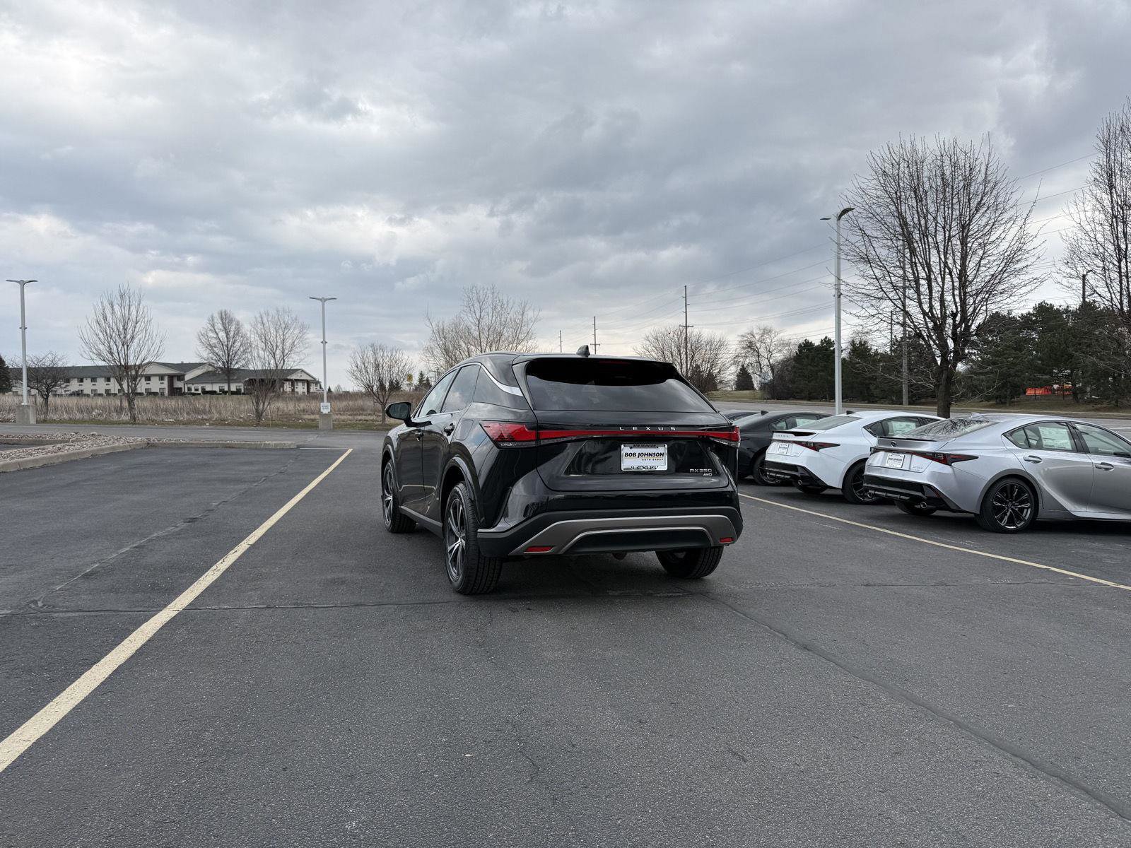 Used 2024 Lexus RX 350 Premium w/ Accessory Package (Z1) image 4