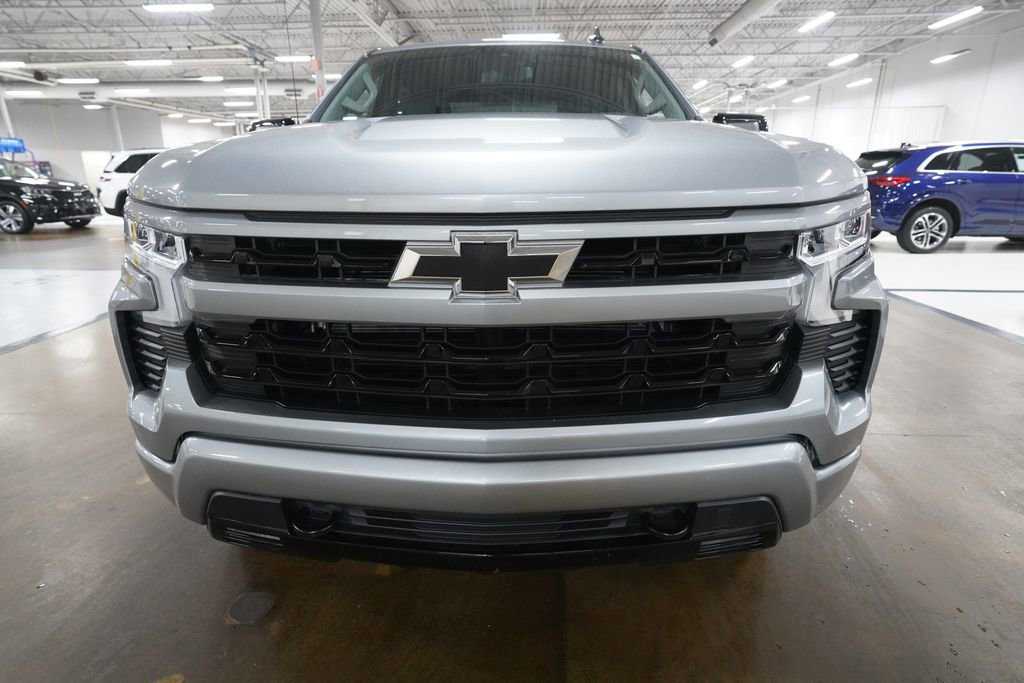 Certified 2024 Chevrolet Silverado 1500 RST AWD/4WD image 20