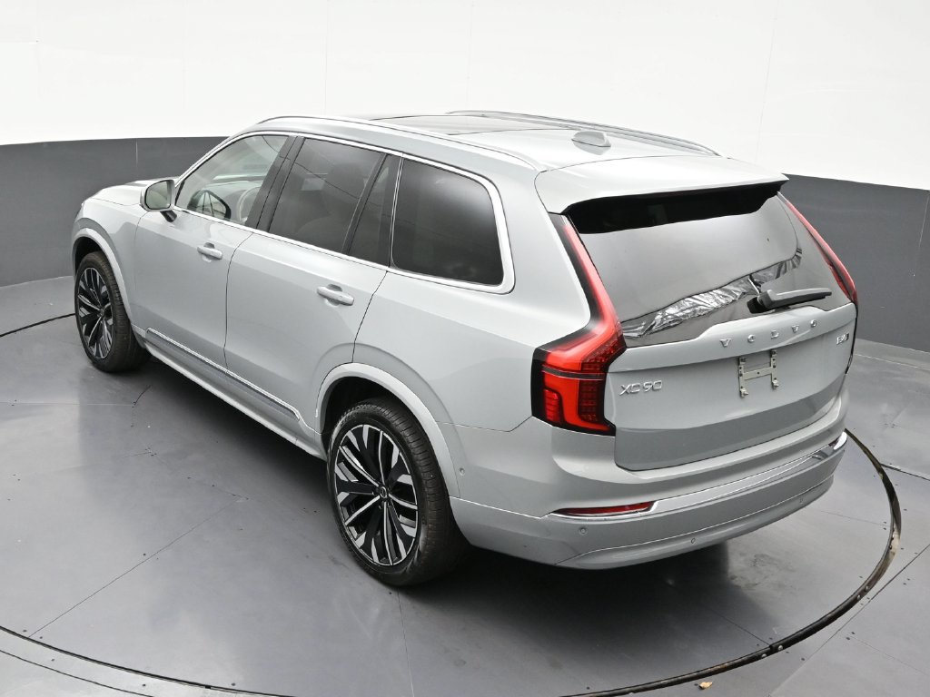 Used 2026 Volvo XC90 B6 Ultra w/ Protection Package AWD/4WD image 19