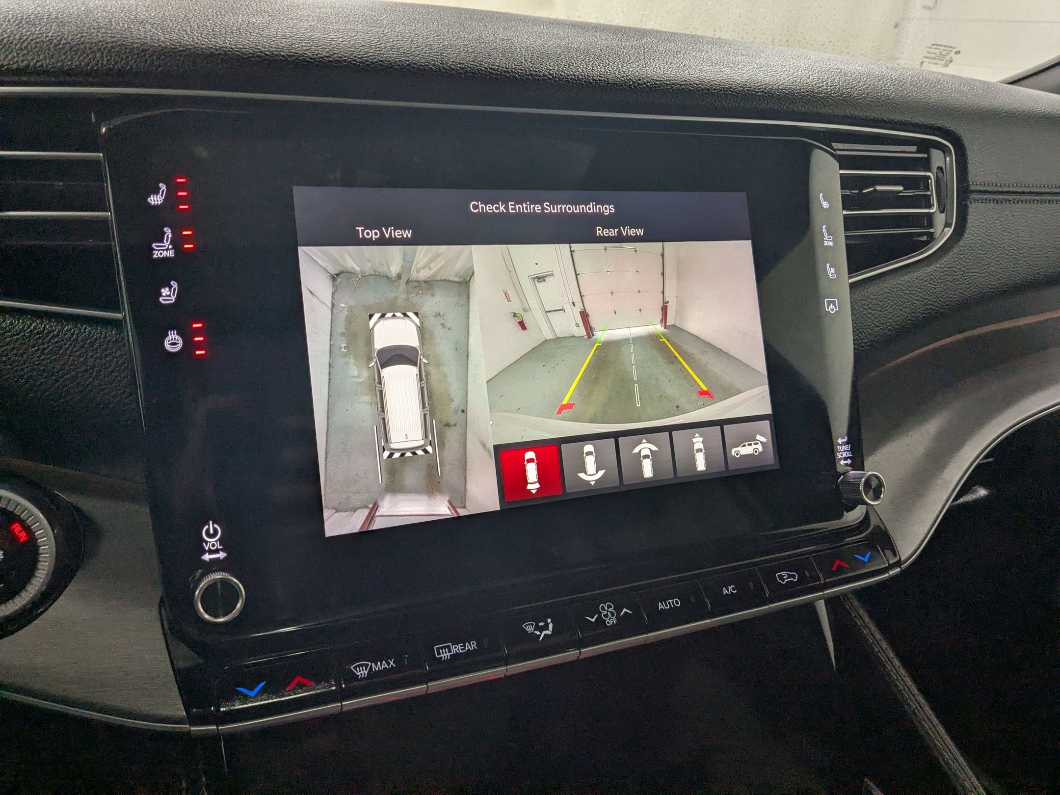 New 2025 Jeep Wagoneer Series II image 13