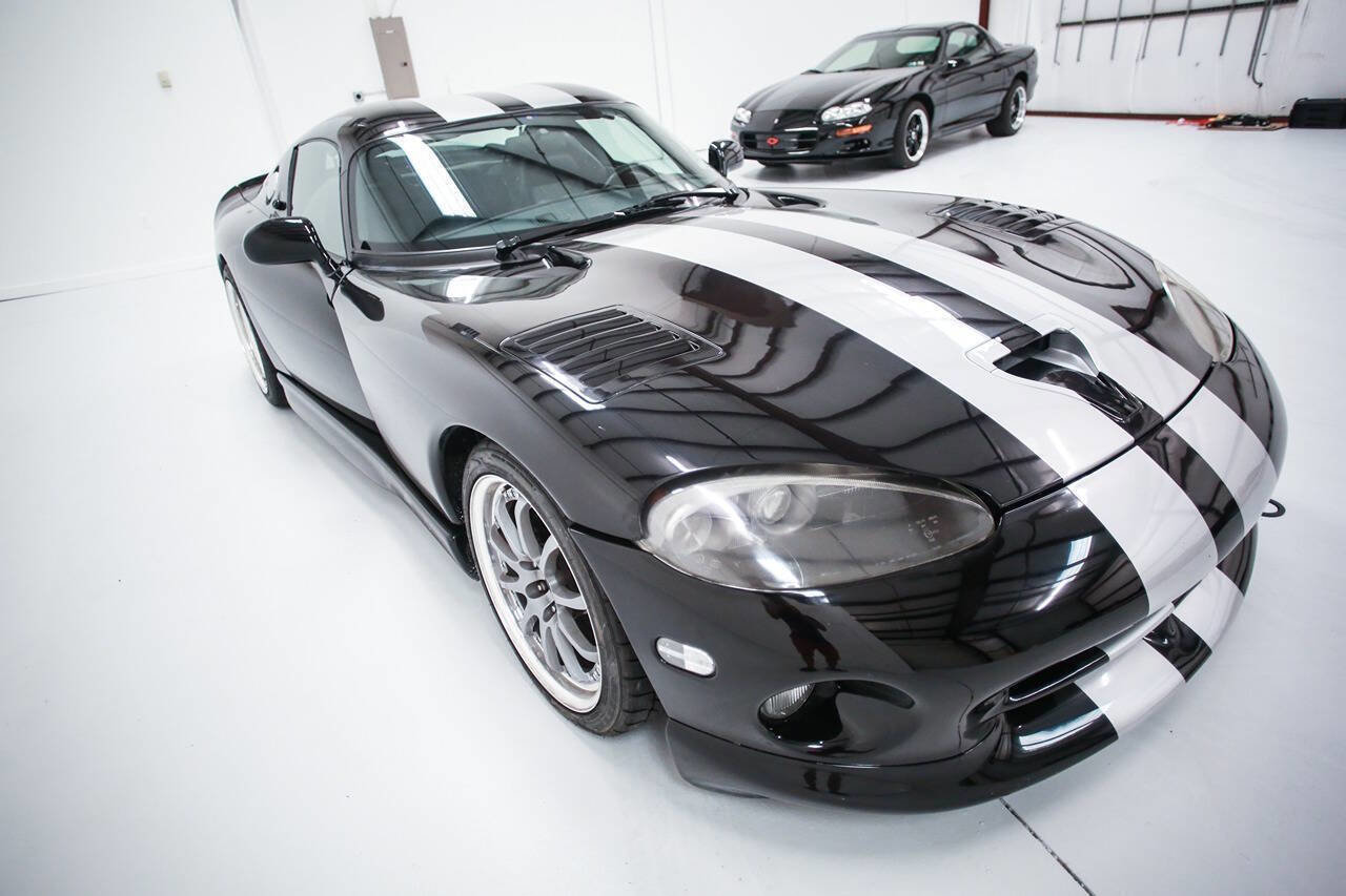 Used 2000 Dodge Viper GTS image 28