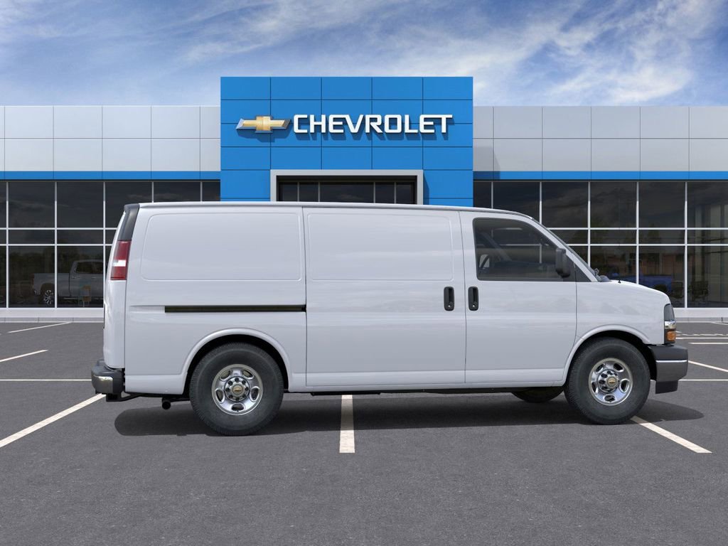 New 2025 Chevrolet Express 3500 Work Van w/ Driver Convenience Package image 5