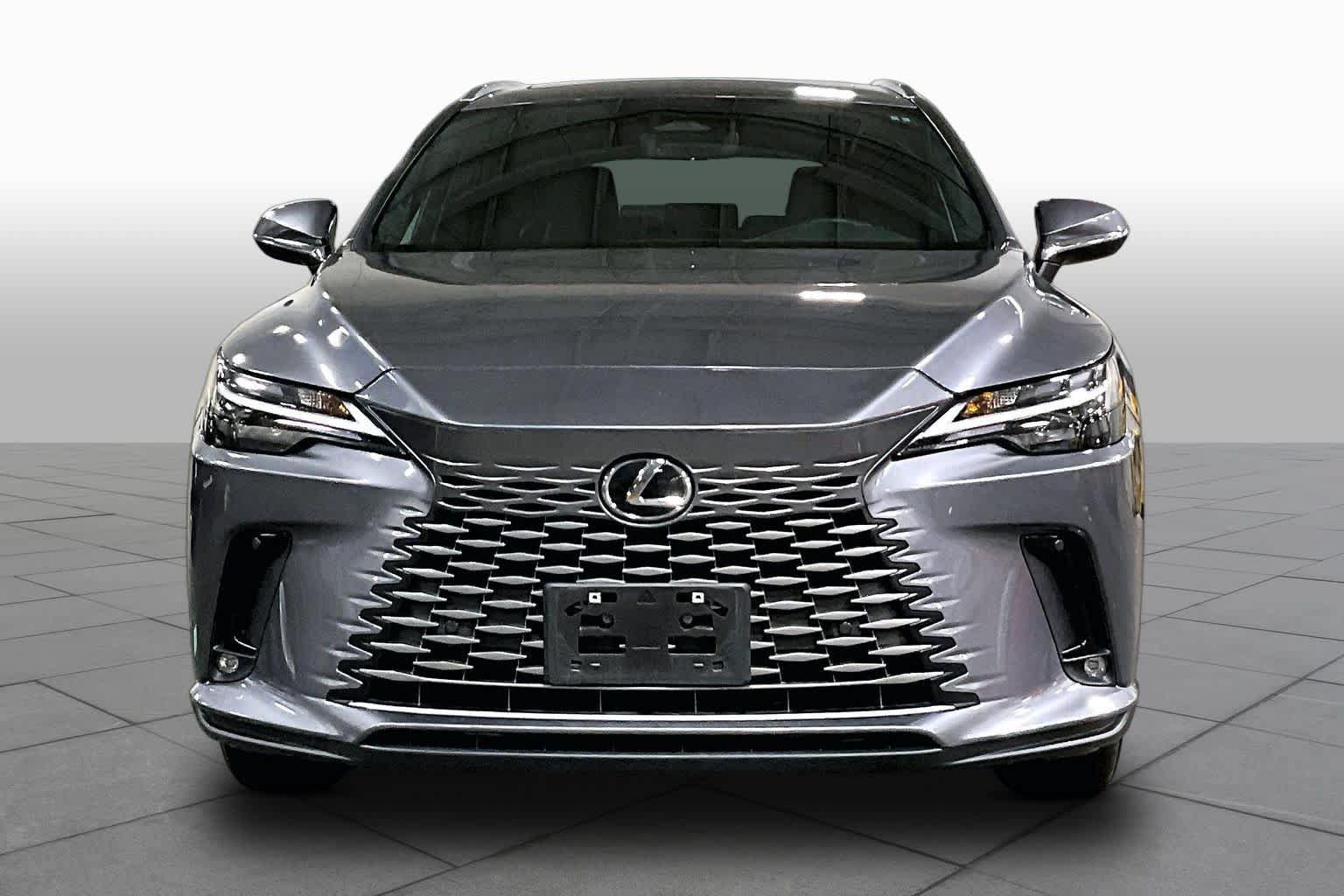Used 2023 Lexus RX 350 Premium w/ Accessory Package AWD/4WD image 4