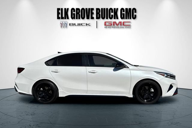Used 2022 Kia Forte GT w/ GT2 Package image 3