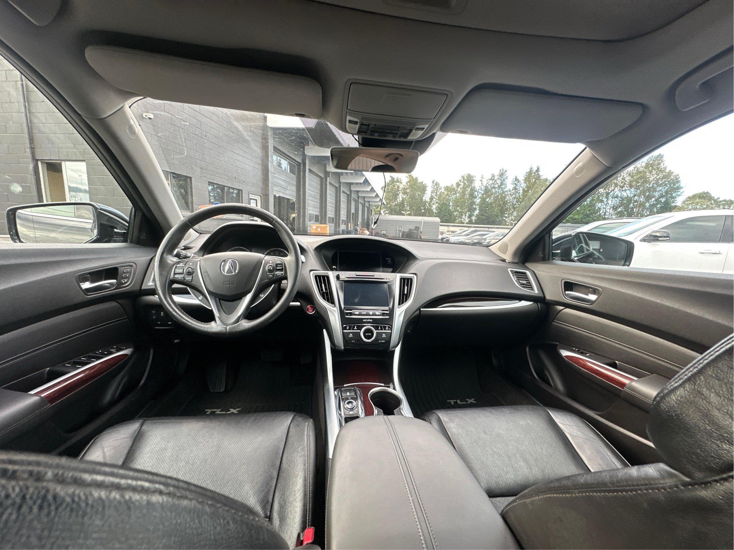 Used 2015 Acura TLX w/ Technology Package AWD/4WD image 29
