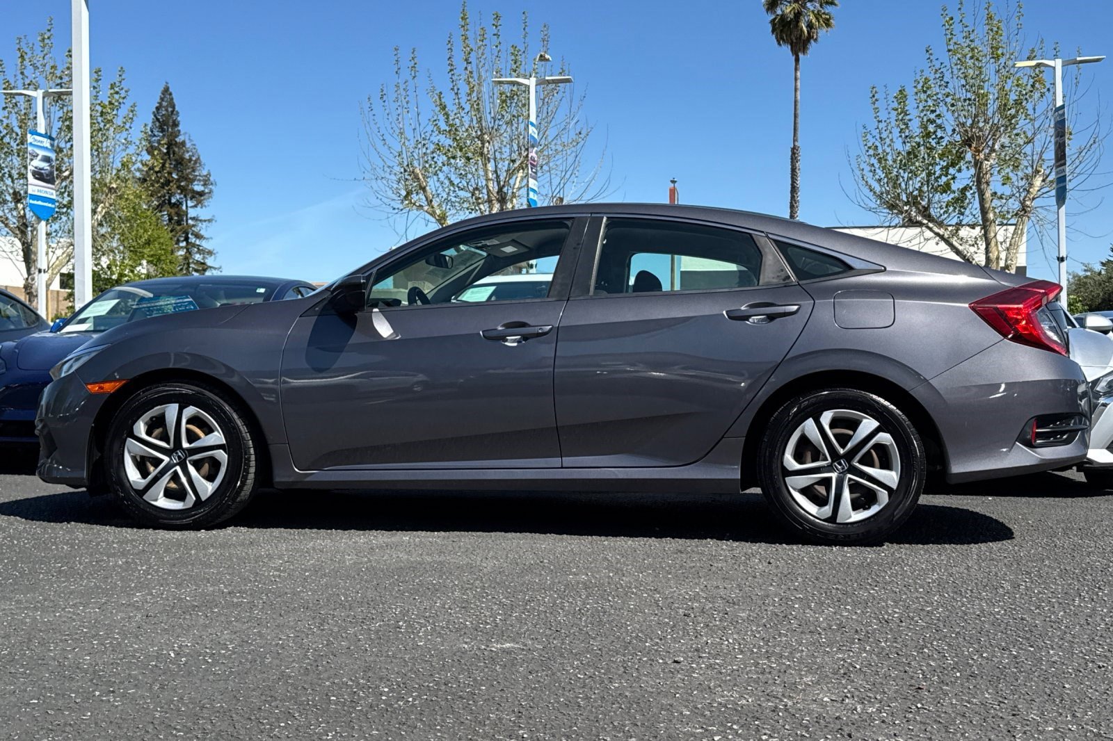 Used 2016 Honda Civic LX image 2