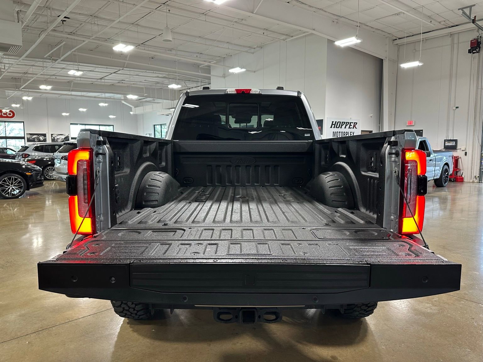 Used 2024 Ford F250 Limited w/ FX4 Off-Road Package image 53