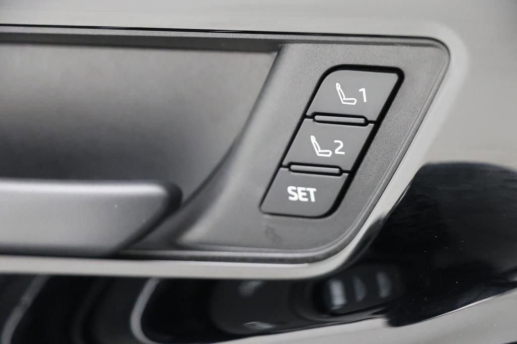 Used 2023 Subaru Solterra AWD image 23