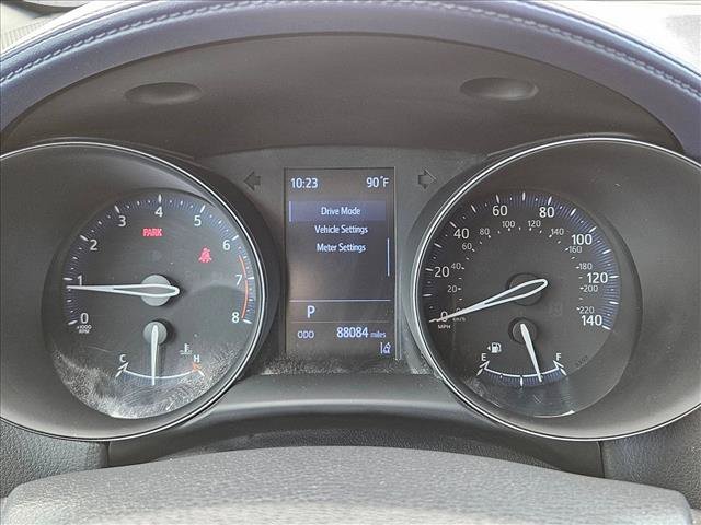 Used 2021 Toyota C-HR XLE FWD image 11