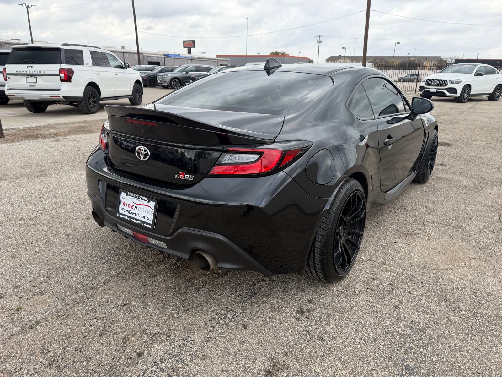 Used 2023 Toyota GR86 image 7