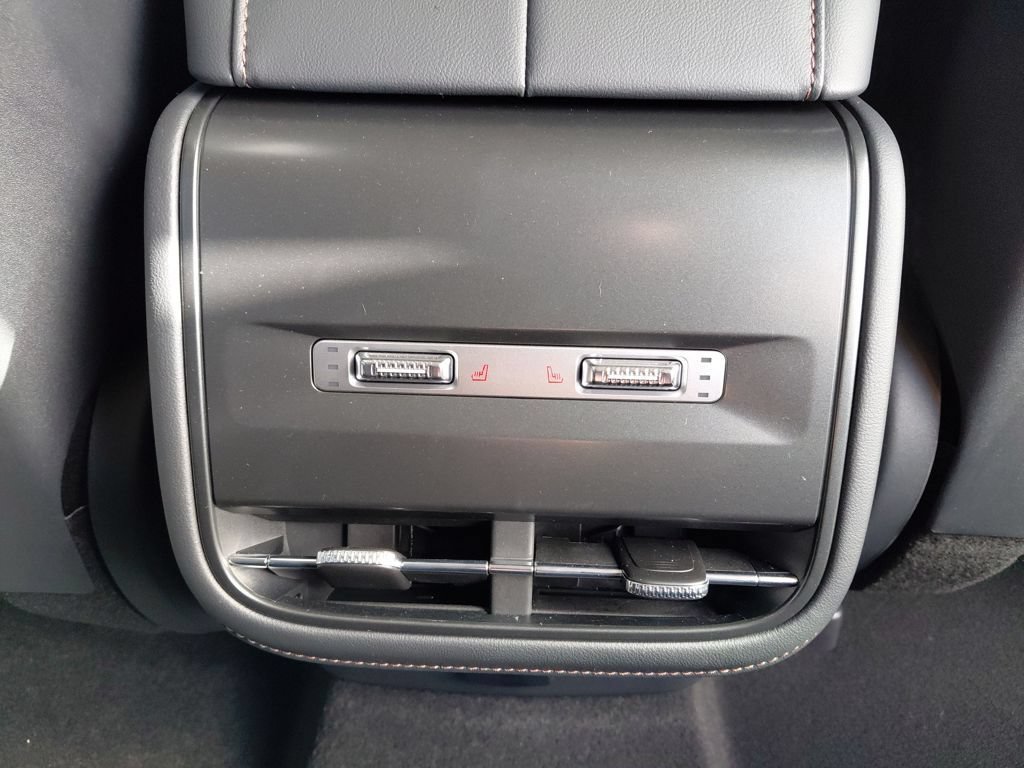New 2026 Lincoln Nautilus Premier w/ Equipment Group 102A AWD/4WD image 30